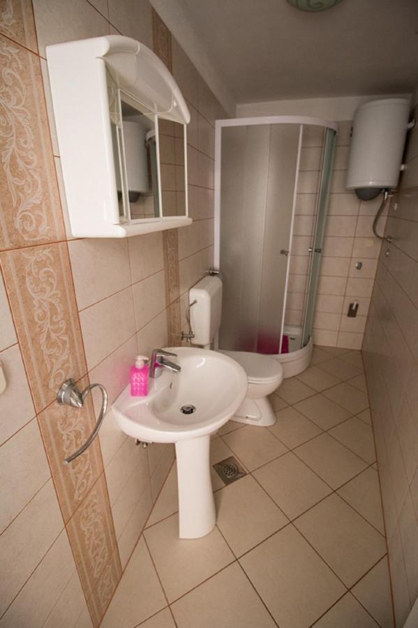 Appartement Kaka à Sveti Juraj Extérieur photo